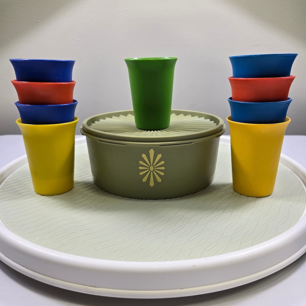 Vintage Tupperware Olive Green Servalier Bowl with Lid and 9‎ Primary Color Cups
